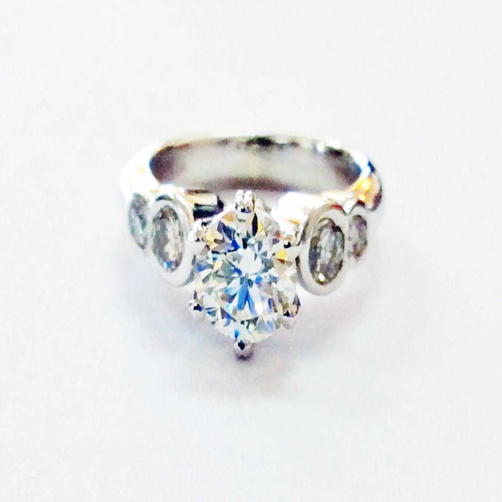 ROUND DIAMOND ENGAGEMENT RING OVER 1.0 CTW