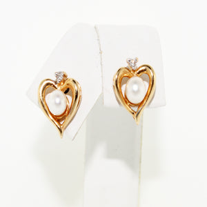 HEARTS OF PEARL STUDS